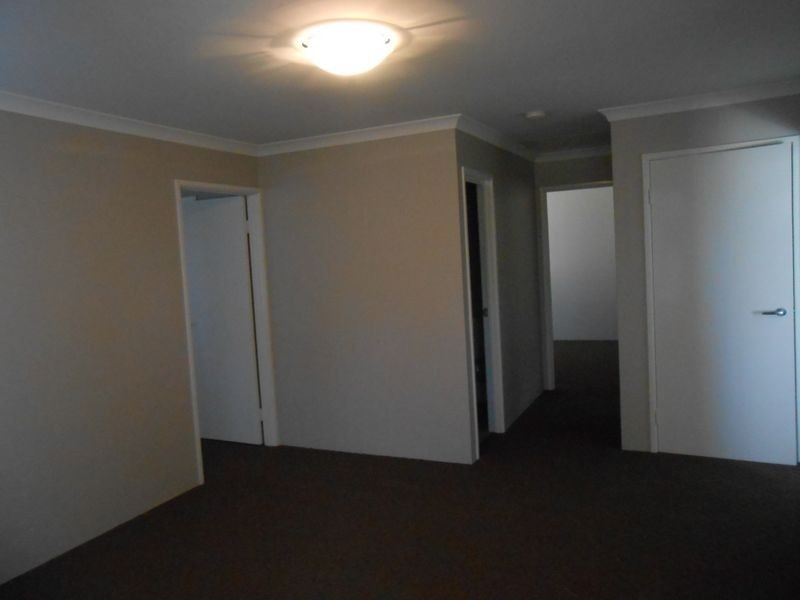 5B Beverley Road, Cloverdale WA 6105