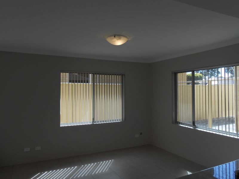 5B Beverley Road, Cloverdale WA 6105