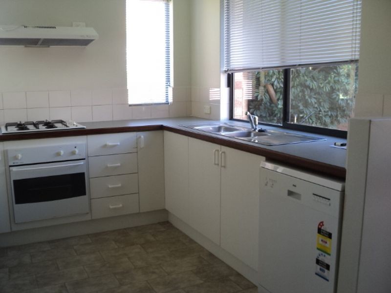 5/18-20 The Crescent, Redcliffe WA 6104