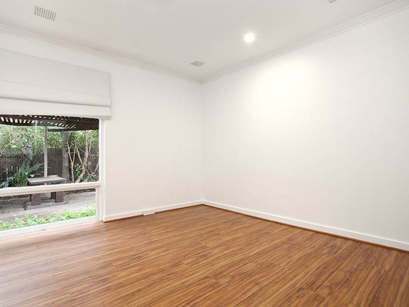 421 Belmont Avenue, Cloverdale WA 6105