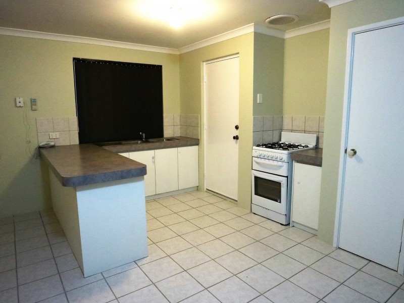 2/15 Drummond Street, Redcliffe WA 6104