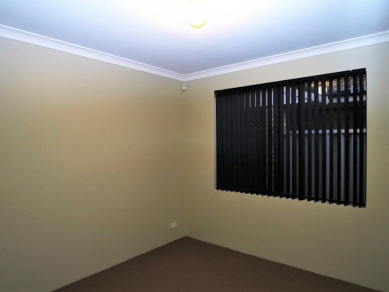2/15 Drummond Street, Redcliffe WA 6104