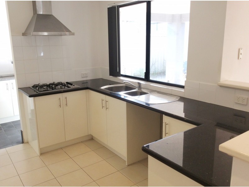 2/145 Shepperton Road, Victoria Park WA 6100