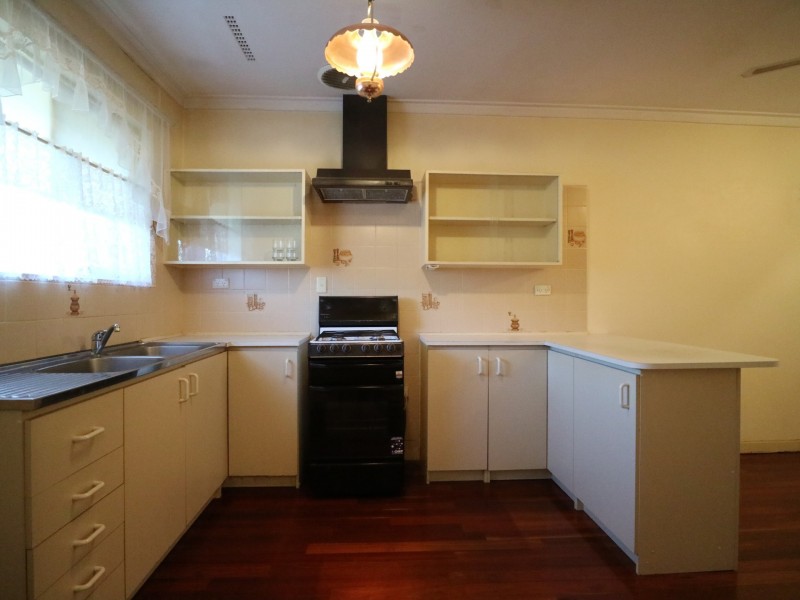 10 Elmsfield Street, Belmont WA 6104