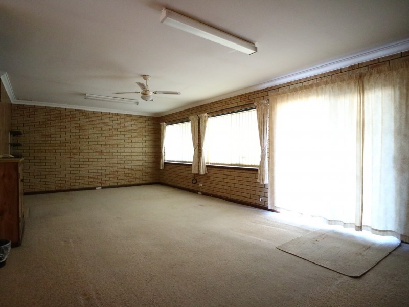 10 Elmsfield Street, Belmont WA 6104