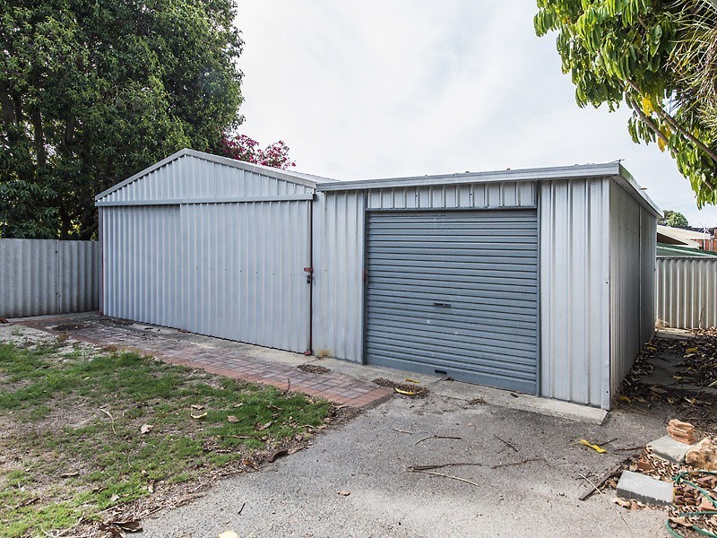 125 Leake Street, Belmont WA 6104