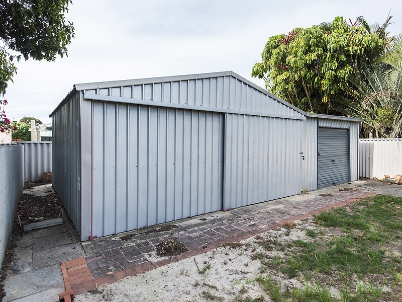 125 Leake Street, Belmont WA 6104