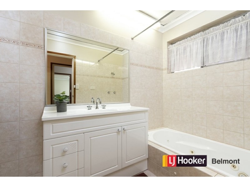 278 Sydenham Street, Cloverdale WA 6105