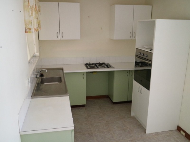 28 Treave Street, Cloverdale WA 6105