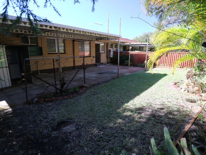 28 Treave Street, Cloverdale WA 6105