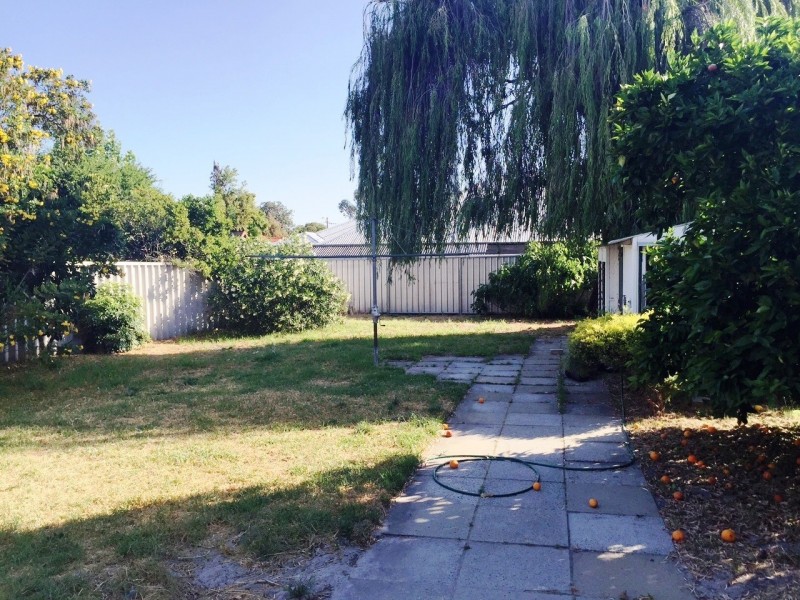 64 Somers Street, Belmont WA 6104