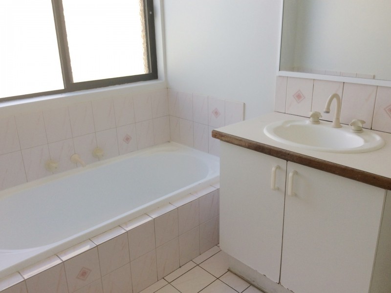 10/18-20 The Crescent, Redcliffe WA 6104