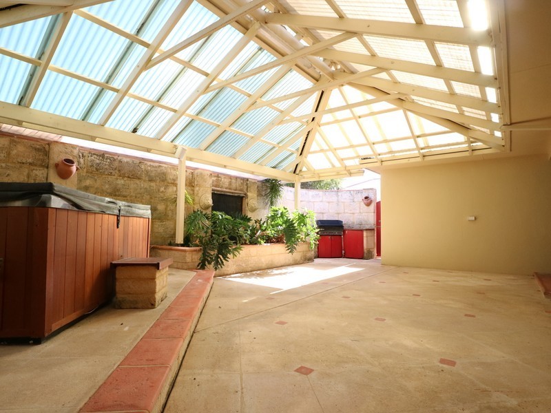 28 Stockdale Road, Kewdale WA 6105