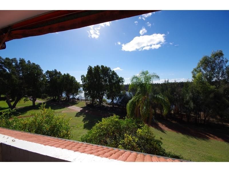 140/12 Wall Street, Maylands WA 6051