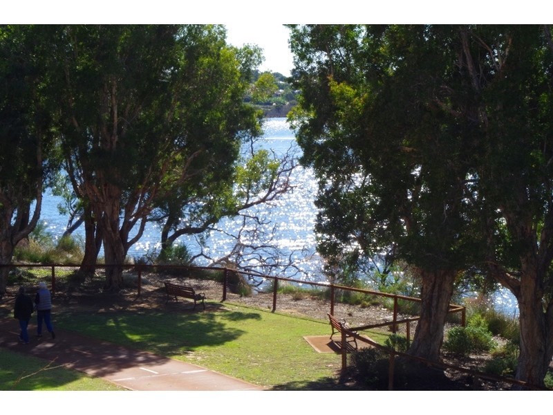 140/12 Wall Street, Maylands WA 6051