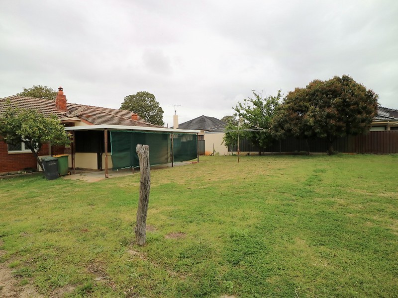 32 O’Neile Parade, Redcliffe WA 6104