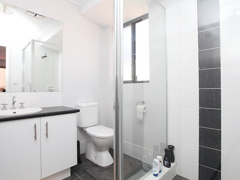 8 Jay Street, Cloverdale WA 6105