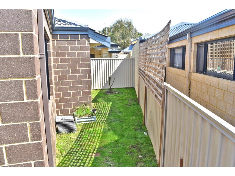 8 Jay Street, Cloverdale WA 6105