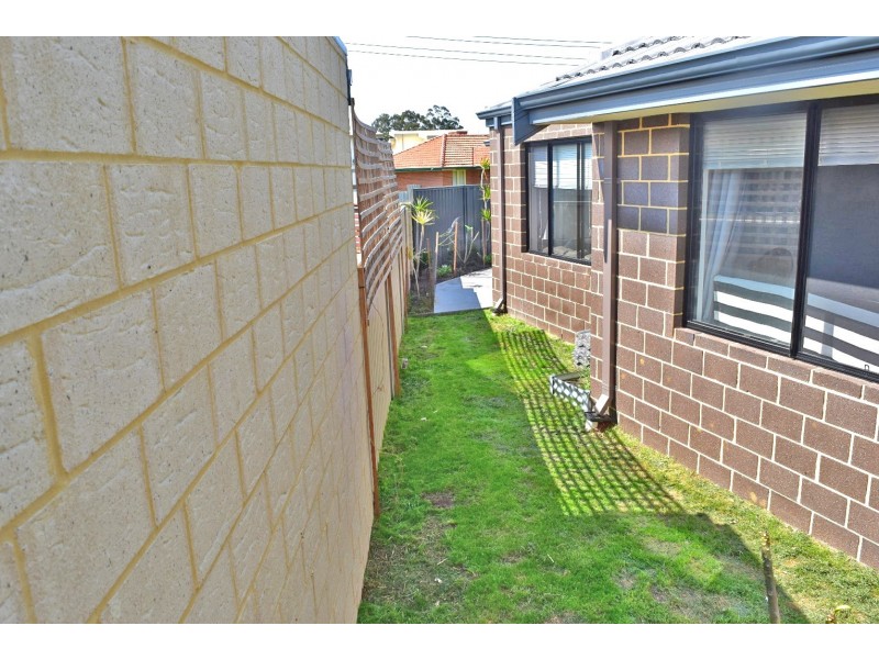 8 Jay Street, Cloverdale WA 6105