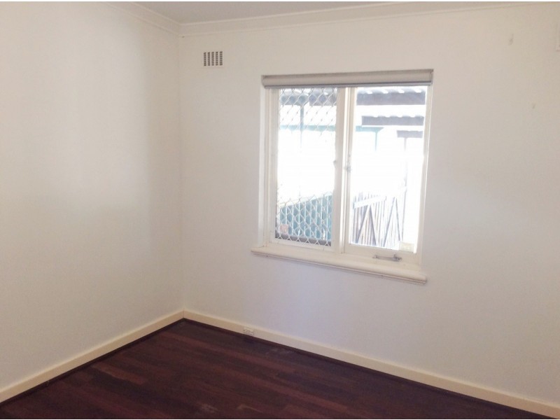 76 Treave Street, Cloverdale WA 6105