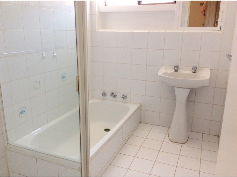 76 Treave Street, Cloverdale WA 6105