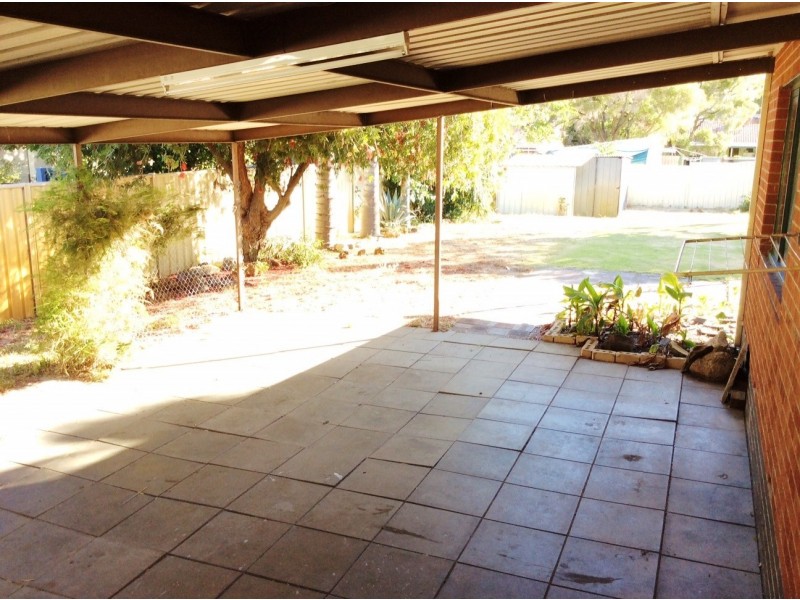 76 Treave Street, Cloverdale WA 6105