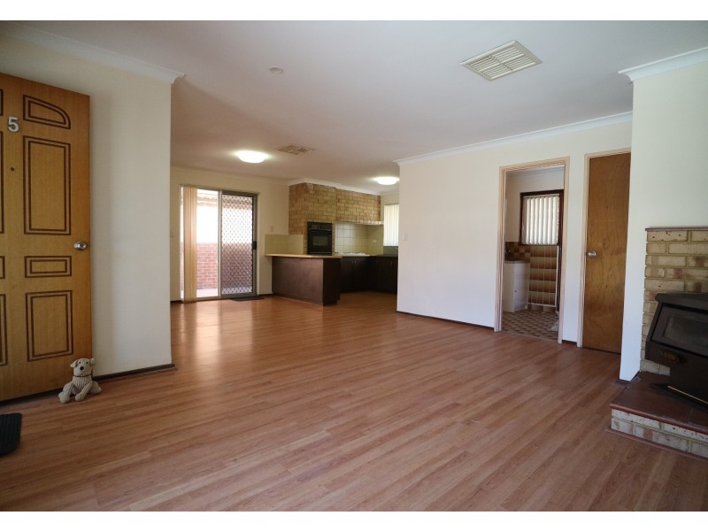 5/257 Fulham Street, Cloverdale WA 6105