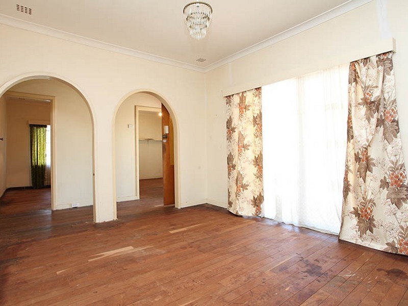 17 Connell Street, Belmont WA 6104