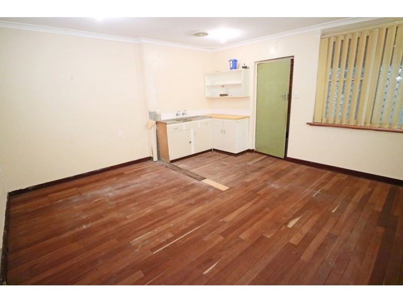 17 Connell Street, Belmont WA 6104