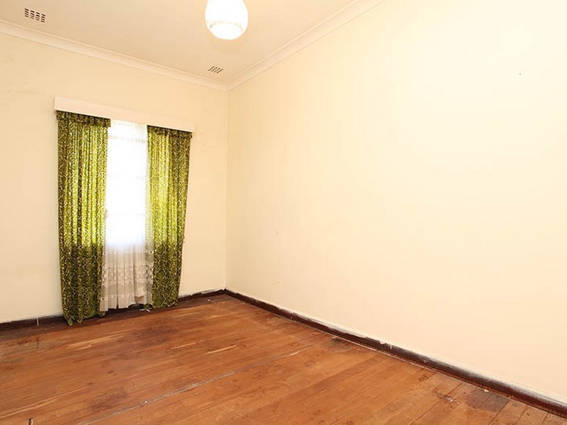 17 Connell Street, Belmont WA 6104