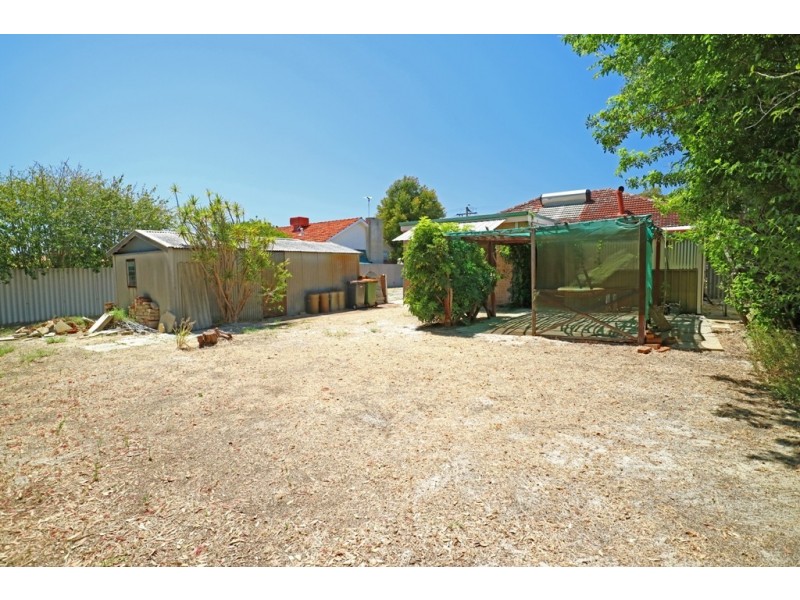 17 Connell Street, Belmont WA 6104