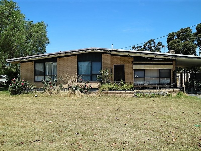 220 Knutsford Avenue, Kewdale WA 6105