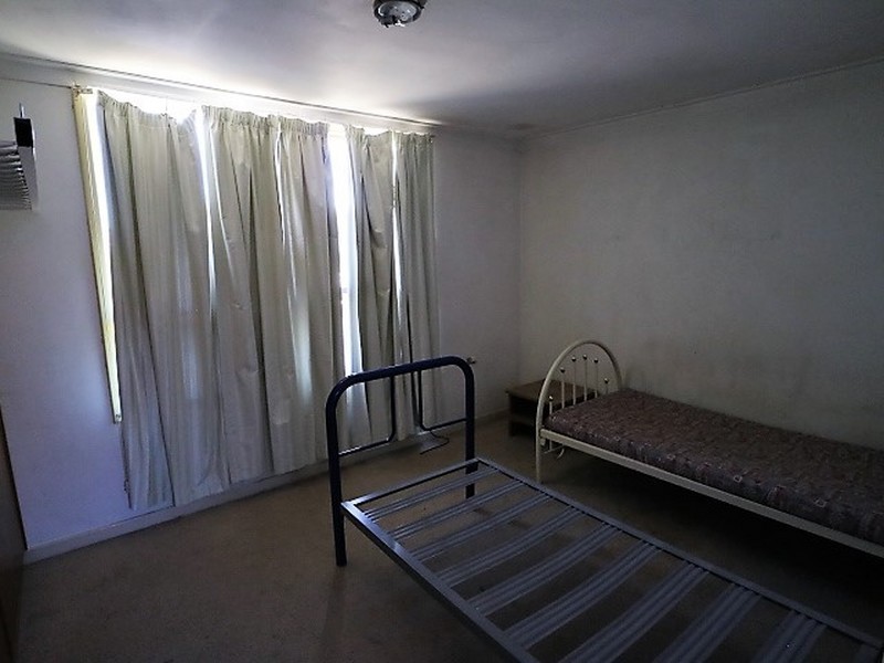 220 Knutsford Avenue, Kewdale WA 6105