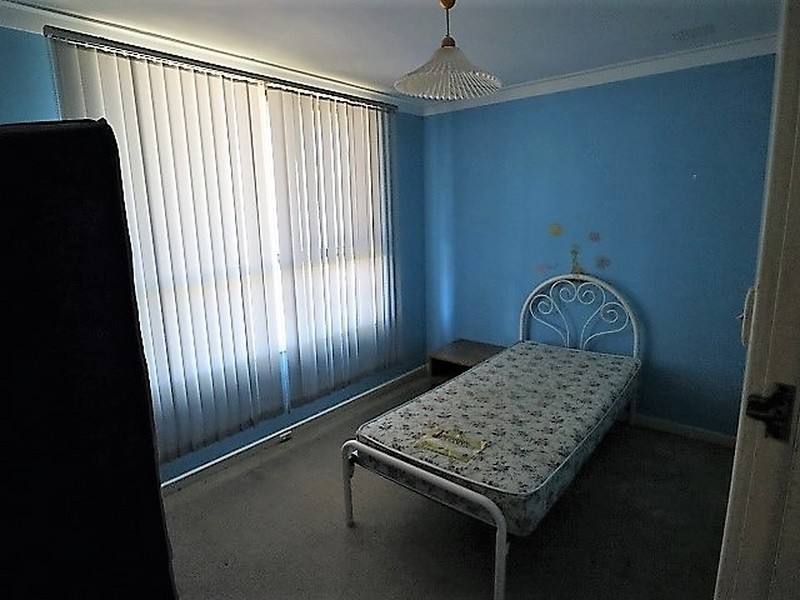 220 Knutsford Avenue, Kewdale WA 6105