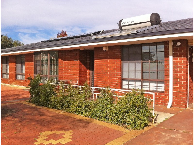 10 Roe Place, Beechboro WA 6063