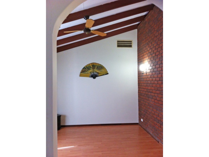 10 Roe Place, Beechboro WA 6063