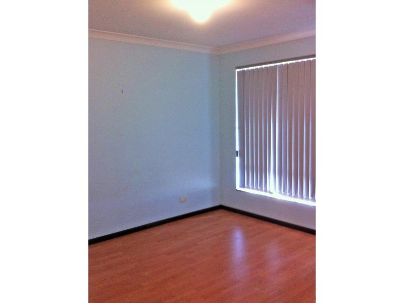 10 Roe Place, Beechboro WA 6063