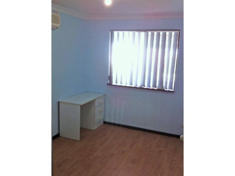 10 Roe Place, Beechboro WA 6063