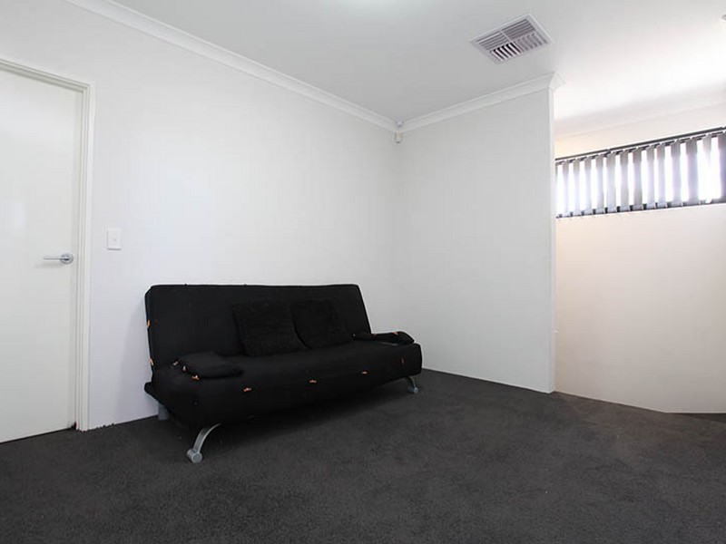 6B Trink Street, Cloverdale WA 6105