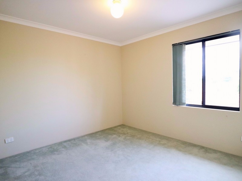 1/5 Butson Place, Redcliffe WA 6104