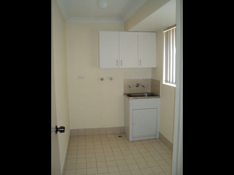 2/7 Tarun Court, Cannington WA 6107