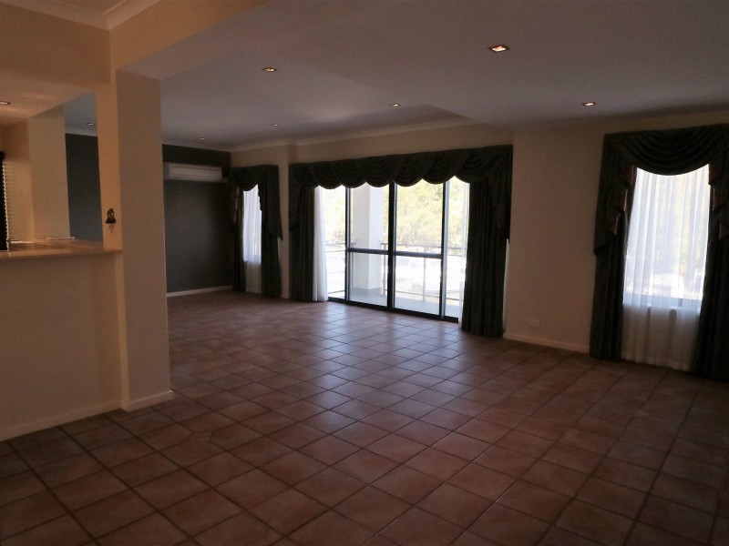 11/51 Tidewater Way, Rivervale WA 6103