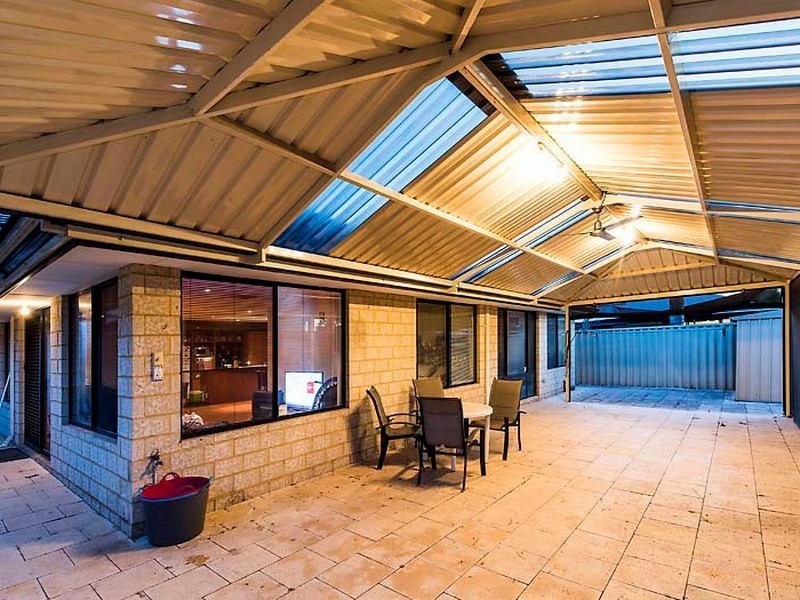 19 Flintlock Court, Cloverdale WA 6105