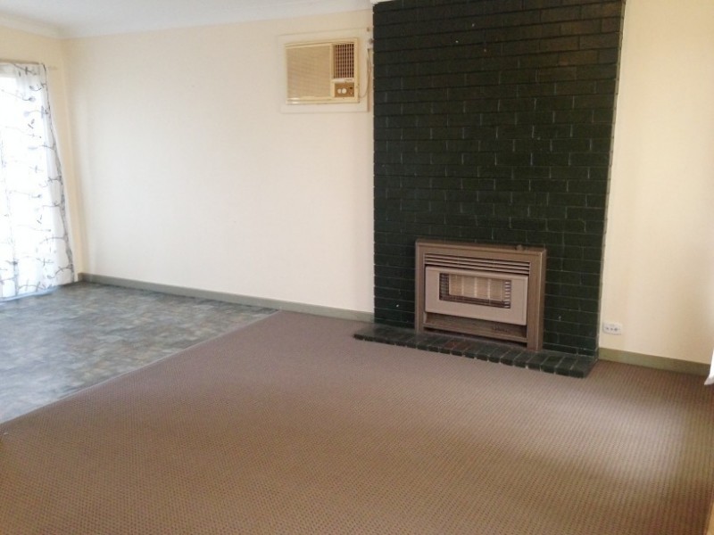 26 Hendra Street, Cloverdale WA 6105