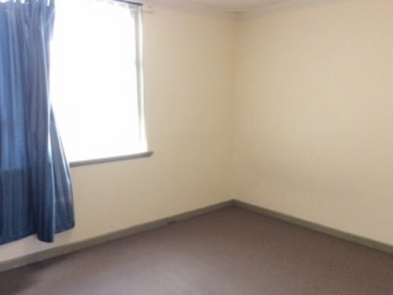 26 Hendra Street, Cloverdale WA 6105