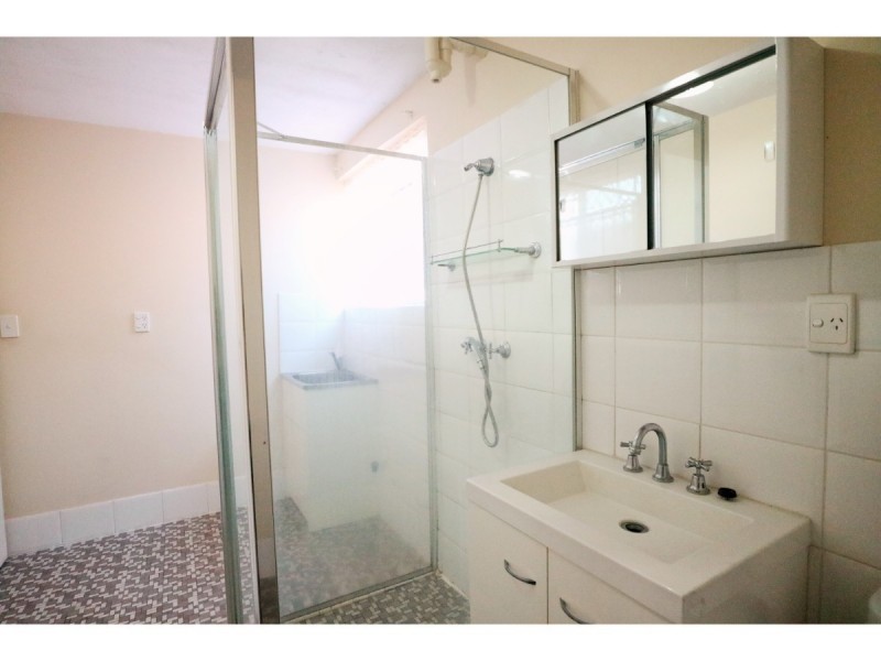 1/5 Minora Place, Rivervale WA 6103
