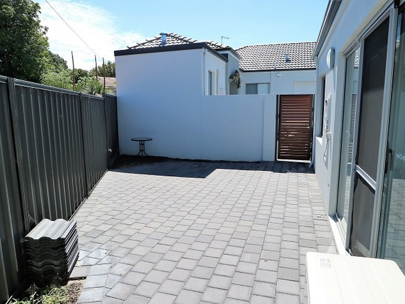 9B Bard Place, Balga WA 6061