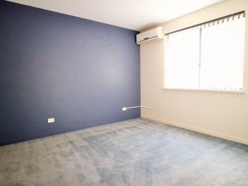 1/11 Tanunda Drive, Rivervale WA 6103