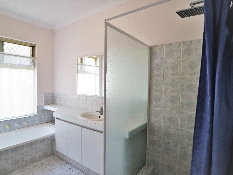 2A Cueesun Court, Redcliffe WA 6104