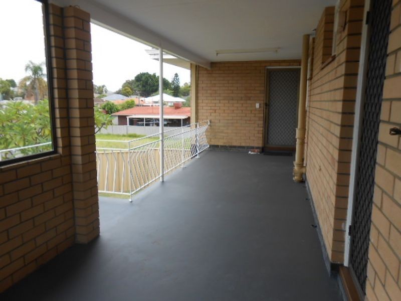 30 Smiths Avenue, Redcliffe WA 6104
